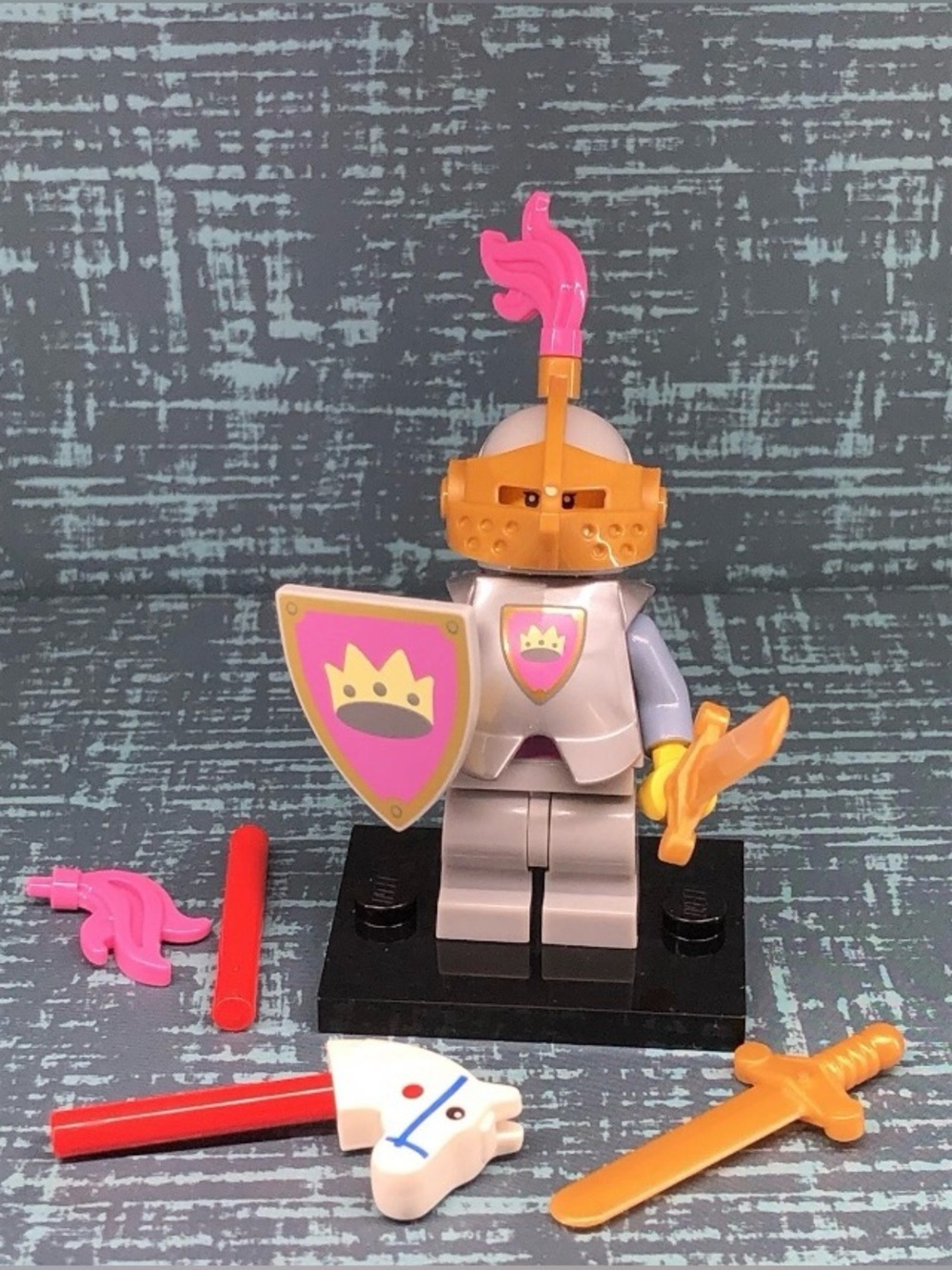 LEGO Knight of the Yellow Castle Series 23 Collectible Minifigure 71034 New